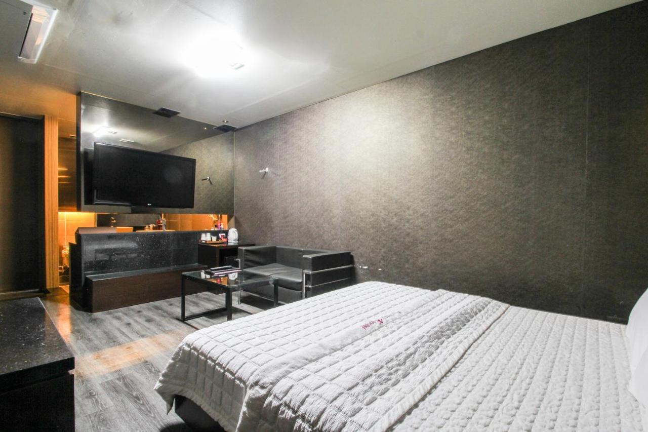 Gyeongju Arrietty Motel Εξωτερικό φωτογραφία