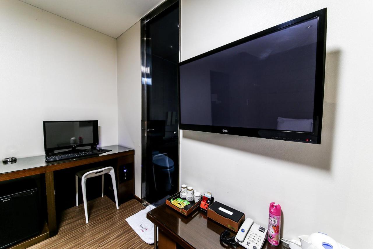 Gyeongju Arrietty Motel Εξωτερικό φωτογραφία