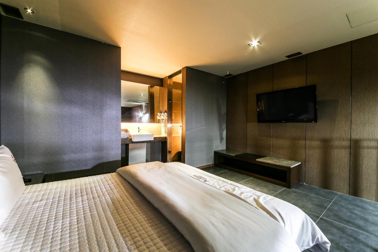 Gyeongju Arrietty Motel Εξωτερικό φωτογραφία