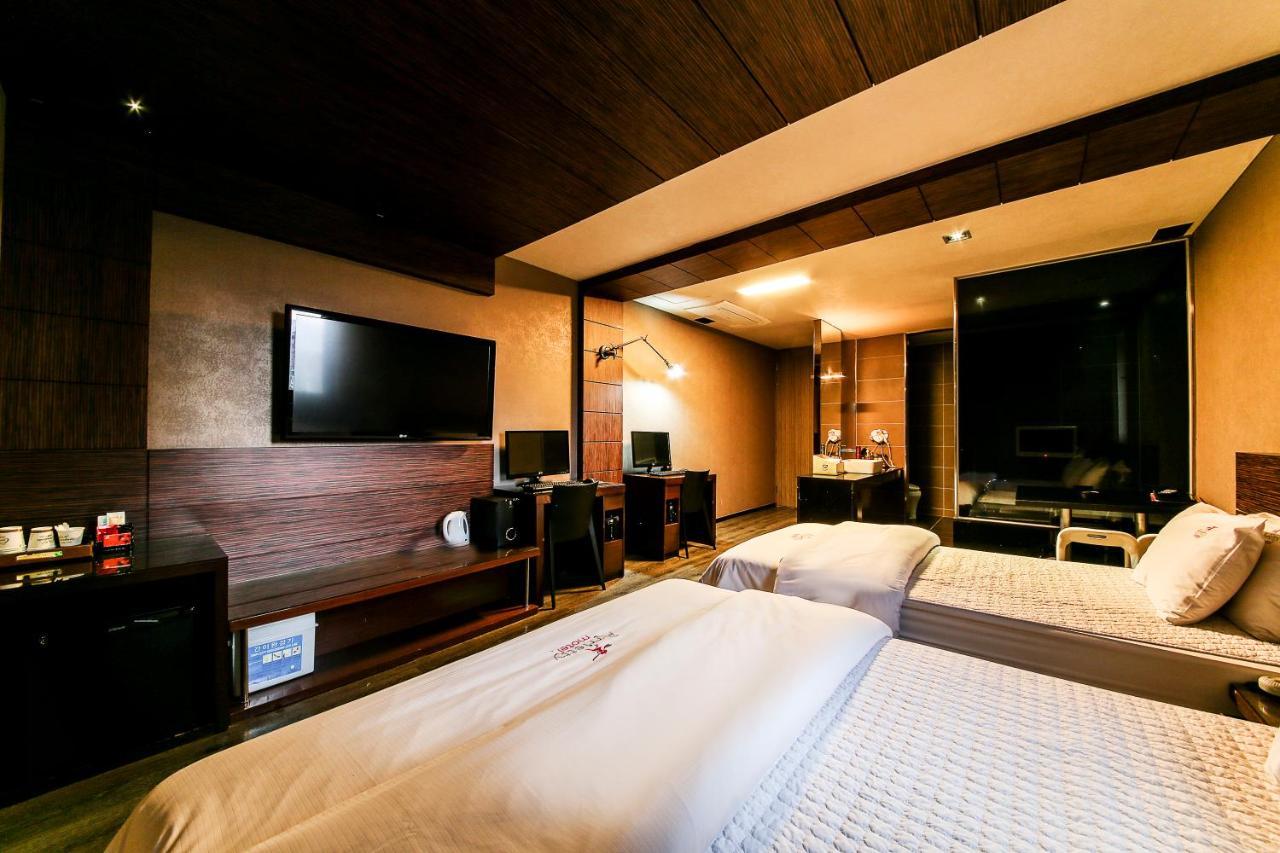 Gyeongju Arrietty Motel Εξωτερικό φωτογραφία