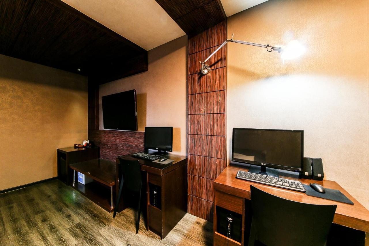 Gyeongju Arrietty Motel Εξωτερικό φωτογραφία