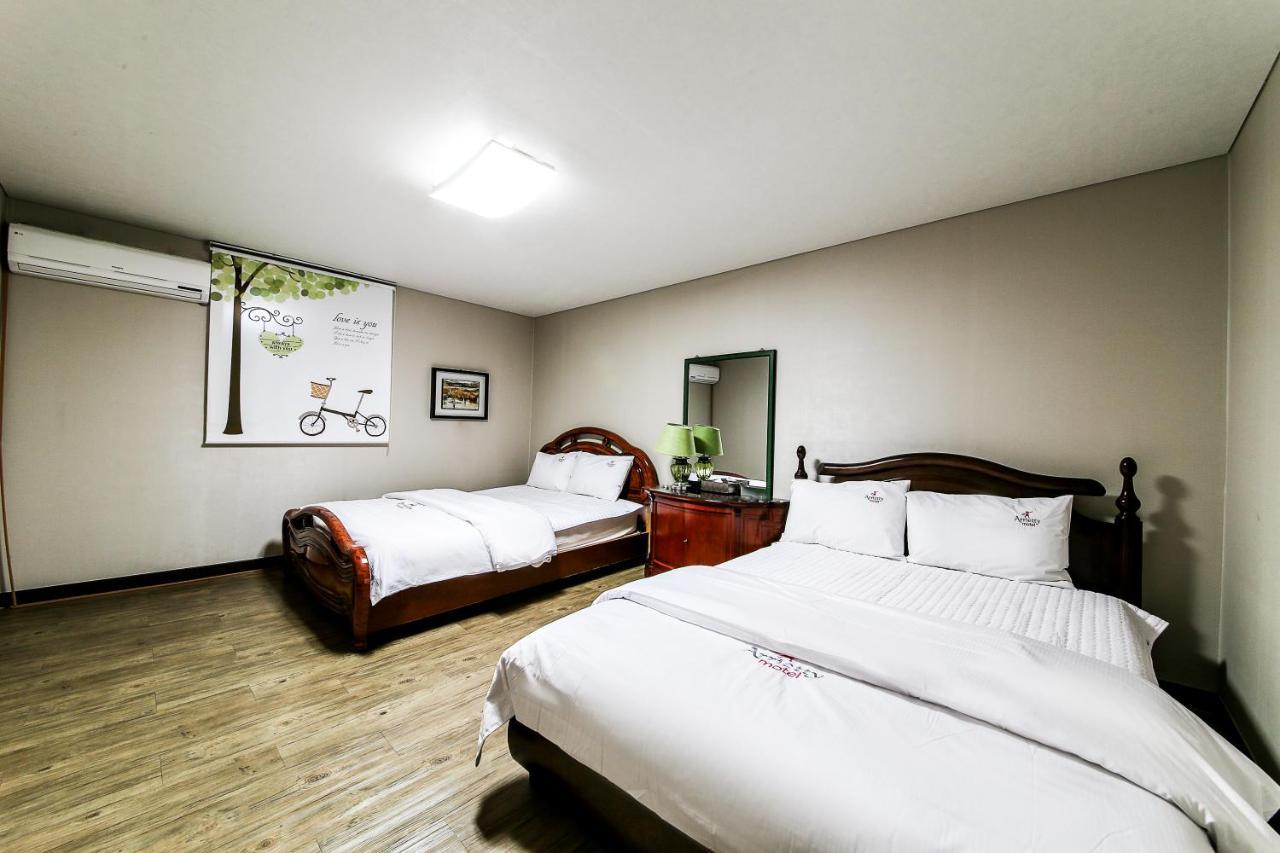 Gyeongju Arrietty Motel Εξωτερικό φωτογραφία